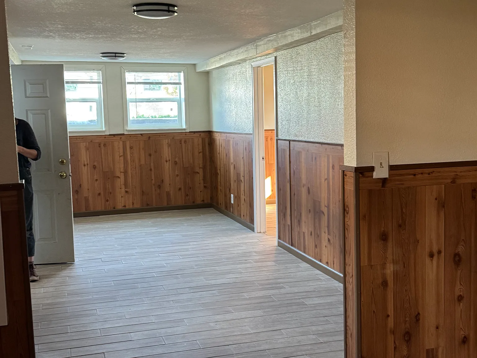 3 bed, 1130 sqft, $1,400 — Photo 2