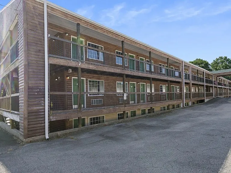 982 Indian Point Rd #214 — Photo 11