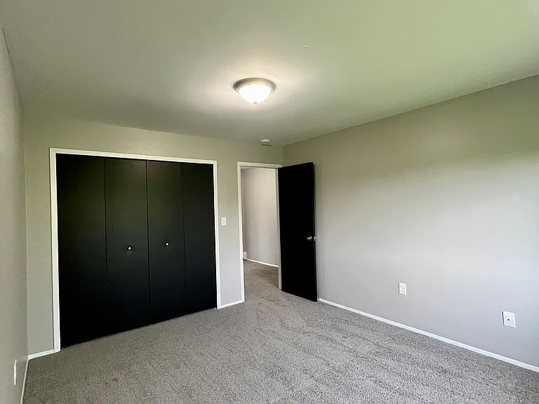 18646 Van Horn Rd — Photo 7