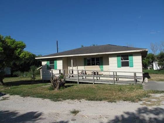1st image of 804 Evelyn Ave