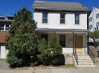 151 Valley St, Sleepy Hollow, NY 10591