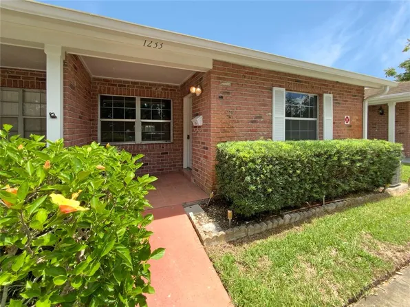 1233 Carriage Ln, Orlando, FL 32807