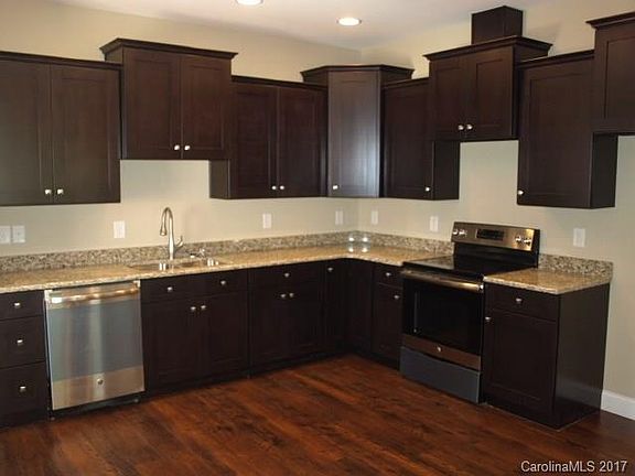 5th image of 3553 Still Knoll Ln