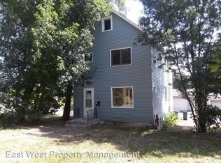 2318 W 10th St #2, Duluth, MN 55806