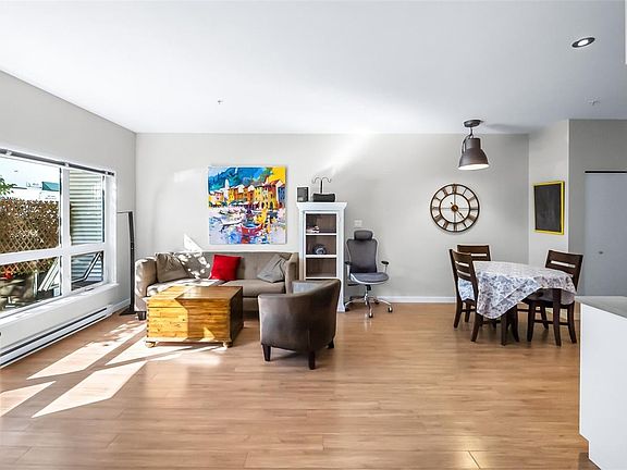 2nd image of 785 Tyee Rd #103