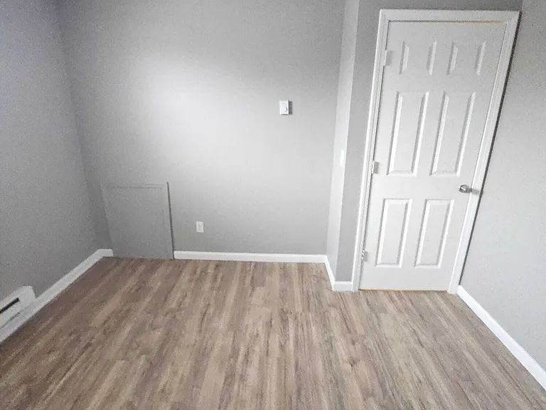 619 Root Rd — Photo 14