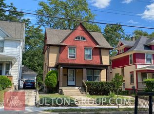 140 Diamond Ave SE, Grand Rapids, MI 49506
