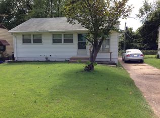 372 Cameron Rd, Saint Louis, MO 63137