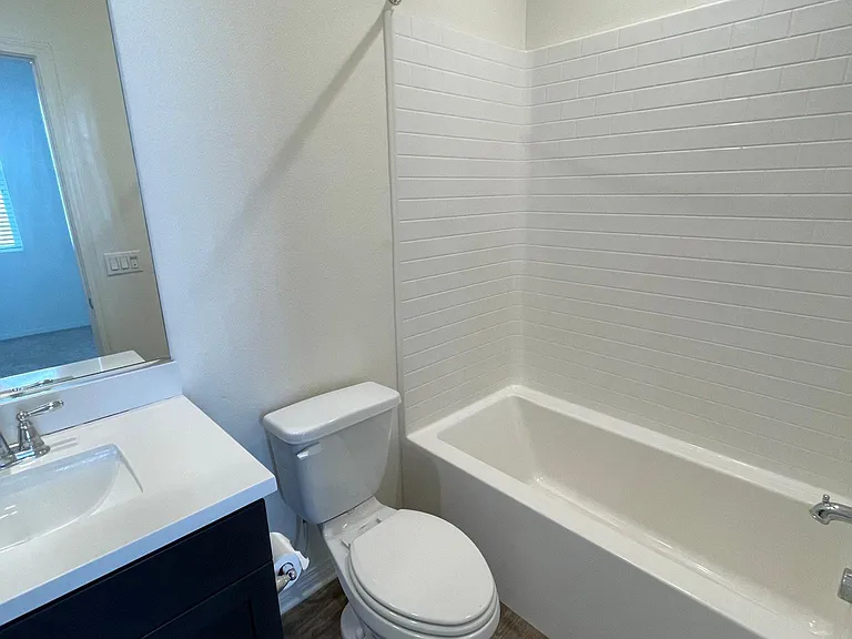 501 Hummingbird Ln — Photo 11