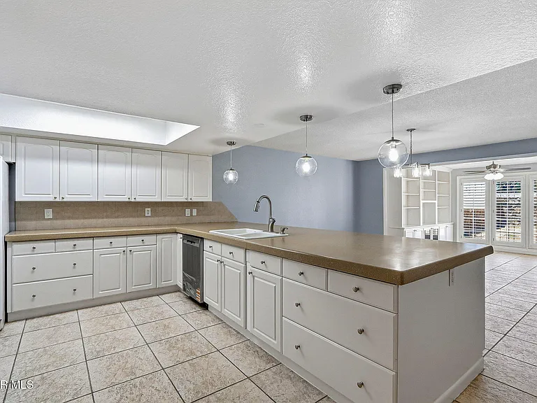 6141 Sierra Valle Ln — Photo 12