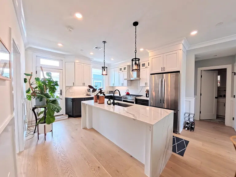 113 Beacon St — Photo 1