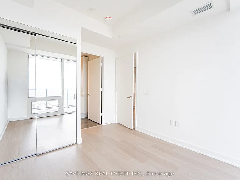448 Burnhamthorpe Rd W #6701 — Photo 18