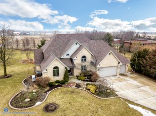 8905 W Stuenkel Rd, Frankfort, IL 60423