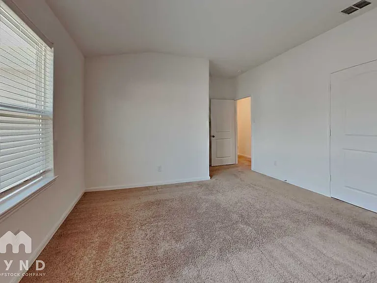 10826 Quinn Ct — Photo 8