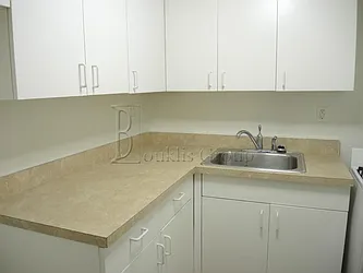 Rented by Bouklis Group