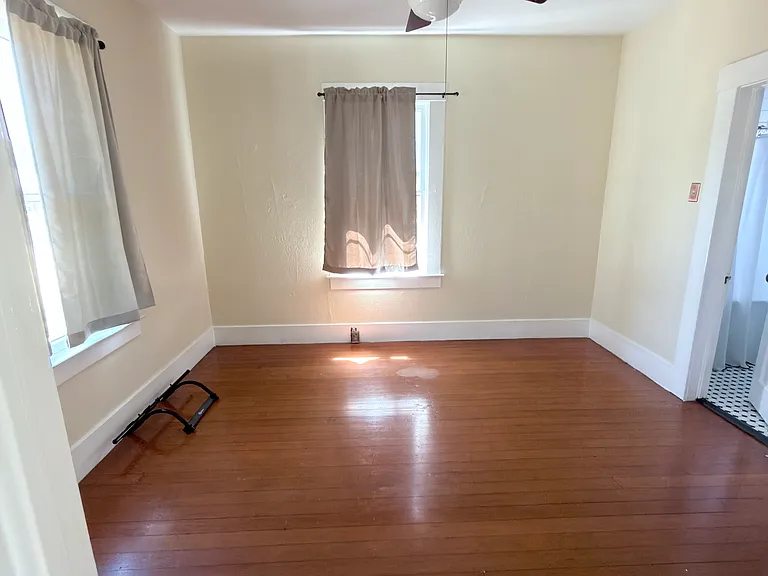 720 E Vassar Ave — Photo 5