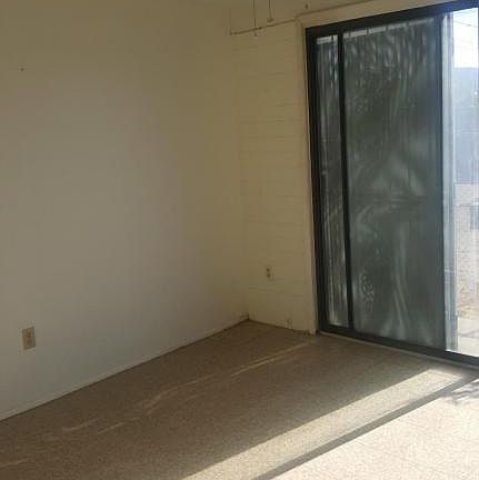 4th image of 1556 W Riverview Blvd