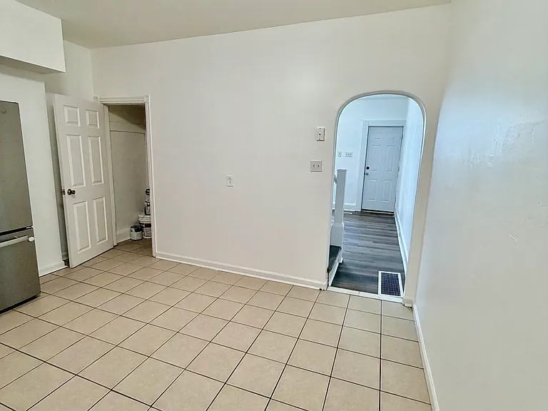 5023 Tacoma St — Photo 5