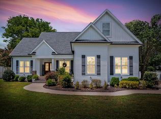 713 S College St, Smithville, TN 37166