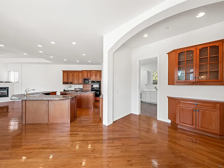 3377 Calle Margarita — Photo 16