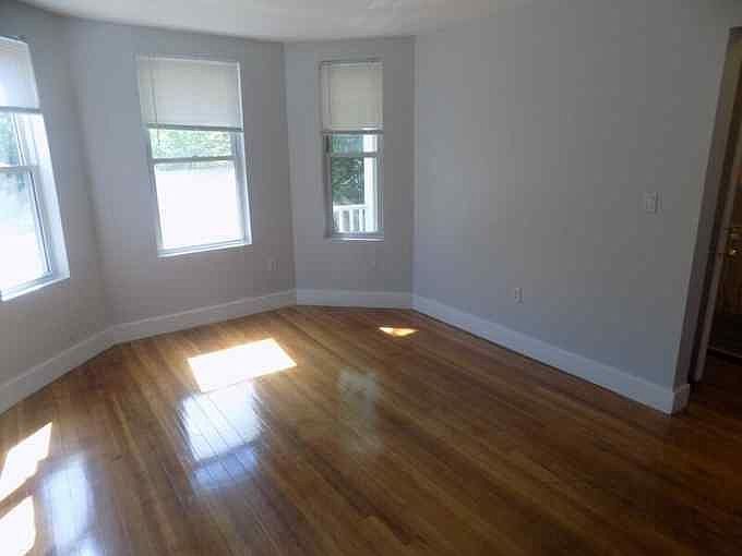 2nd image of 68 Dana St