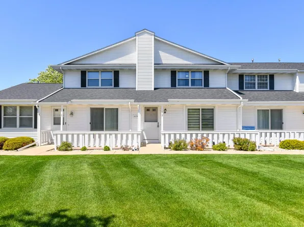628 Westbury LANE #2, Delavan, WI 53115