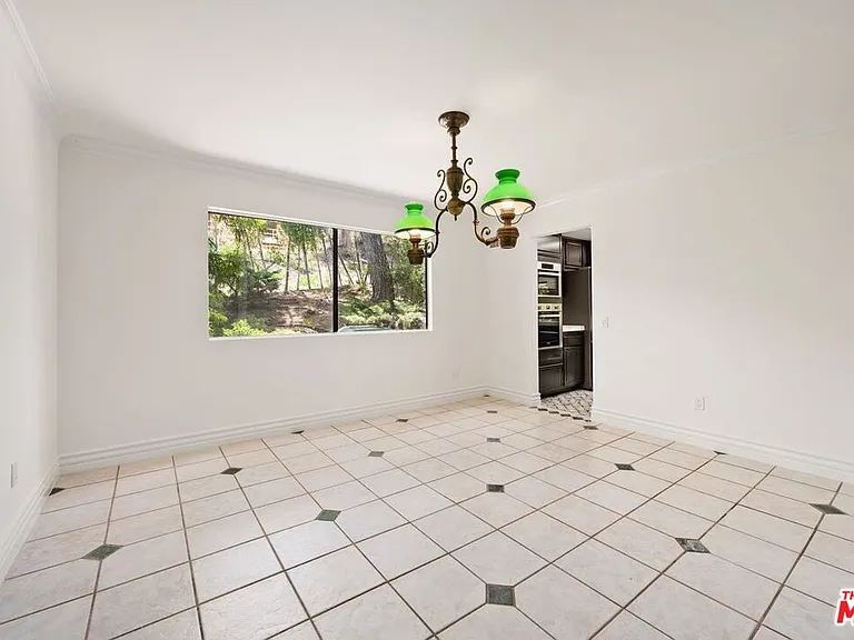 1844 Michael Ln — Photo 7