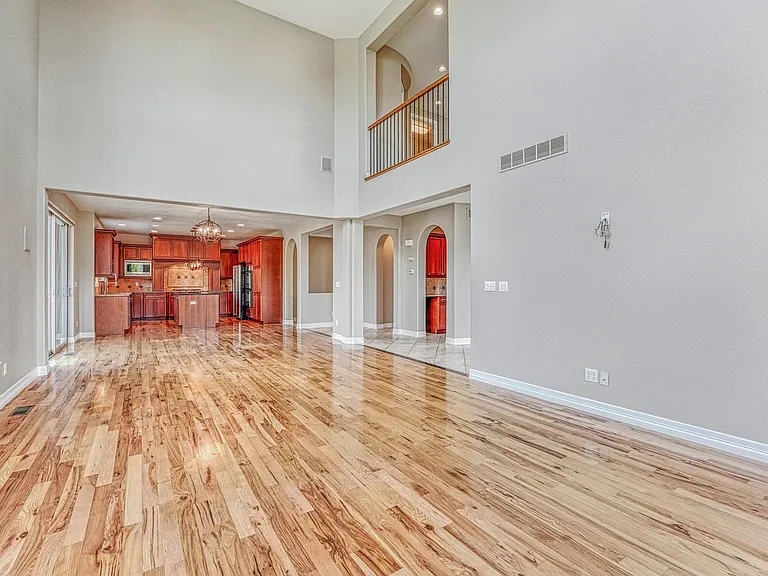 9611 Sunset Hill Dr — Photo 11