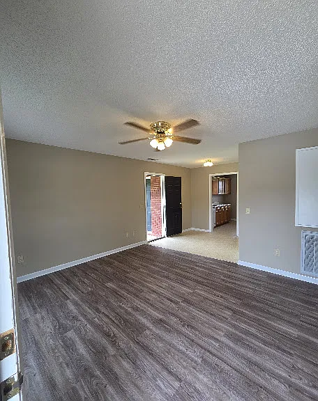 820 Head St #A — Photo 2