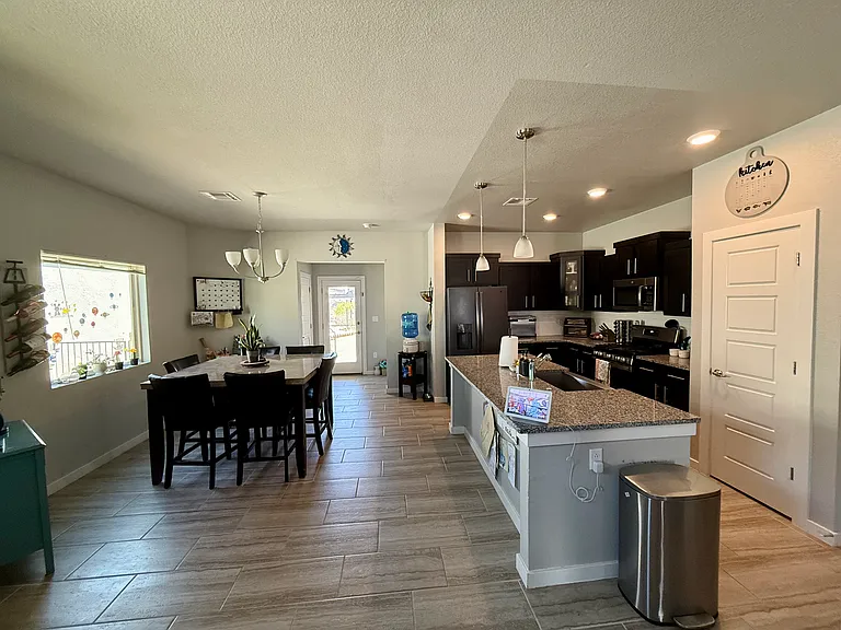 14760 Mike A Mendoza Ave — Photo 13