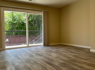 376 College Ave APT 3B, Palo Alto, CA 94306
