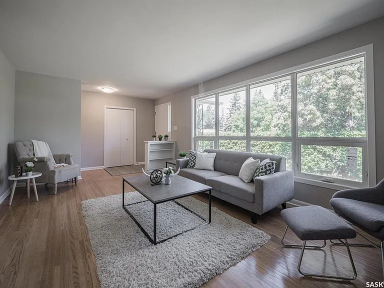 2202 Cumberland Ave S #A — Photo 4