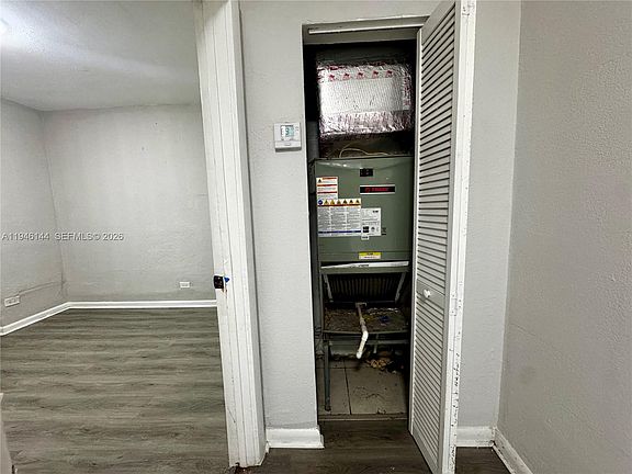 2nd image of 529 SW 3rd St APT 2