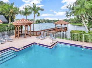 6386 NW 78th Pl, Parkland, FL 33067