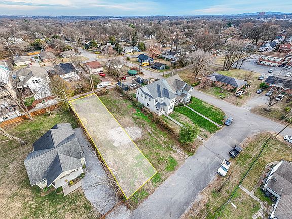4th image of 2226 Fox Ave Lot A