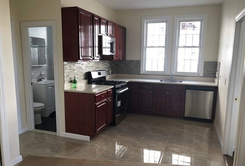 1st image of 25-27 46th St #2
