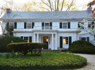 344 Centre Island Rd, Oyster Bay, NY 11771