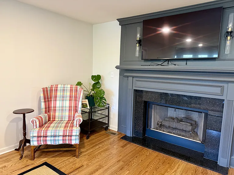 2213 Dartmouth Rd — Photo 12