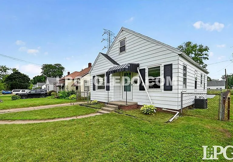 3540 Bellevue Rd — Photo 3