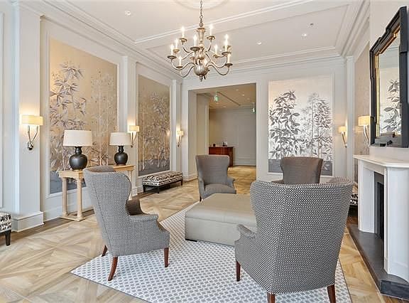 2nd image of 700 Magazine St APT 201