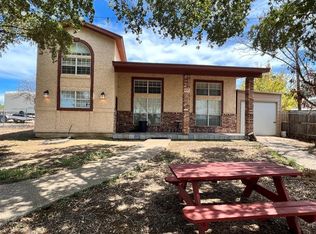 130 N Jab Dr, Zapata, TX 78076
