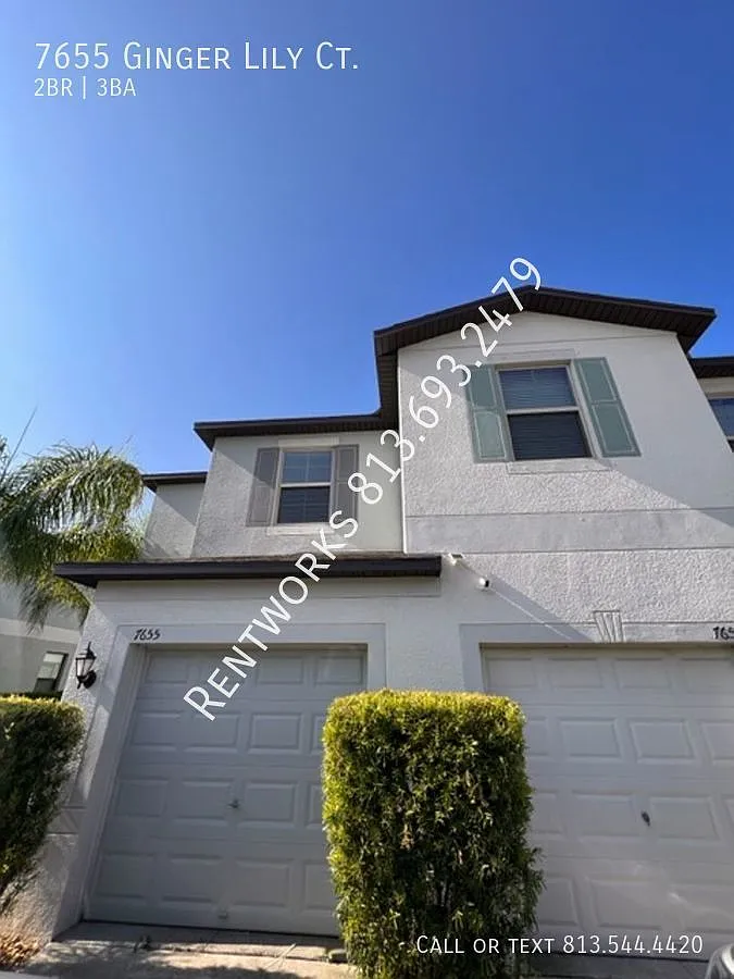 Move In Special! Must See, Great Location! 2bd/2.5 House In Tampa — Photo 1