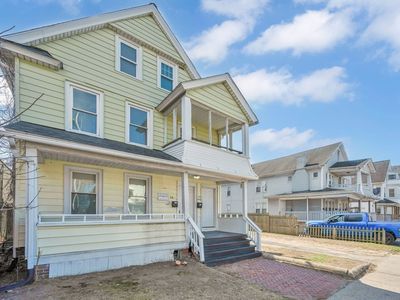 739-741 Carew St, Springfield, MA, 01104