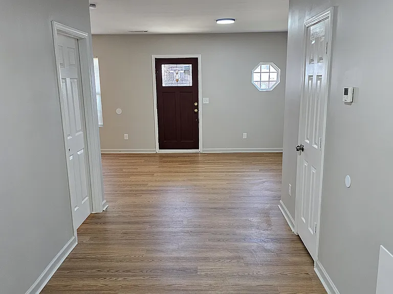 625 Mill Stone Blf #B — Photo 7