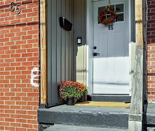 2nd image of 65 Edinburgh Ave