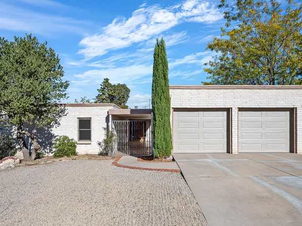 901 Poco Cerro Ct SE, Albuquerque, NM 87123