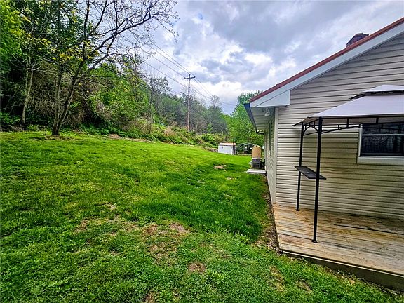 5th image of 112 Patti Ln