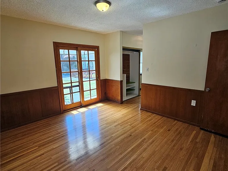 12627 Manor Dr — Photo 25