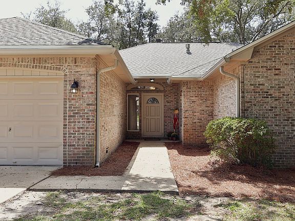 2nd image of 542 Garden Oak Cv