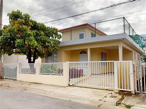 Solar 173 Calle Robles, Anasco, PR 00610